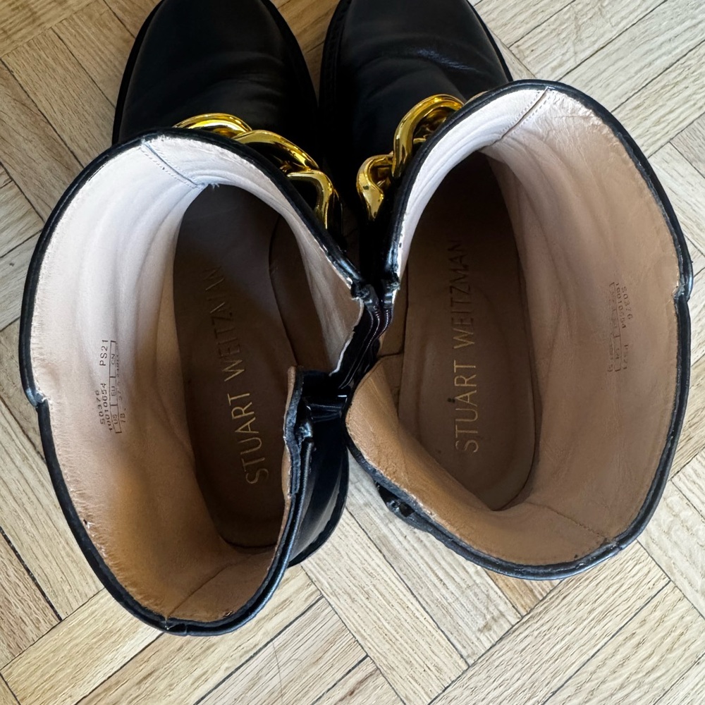 Stuart Weitzman Black Leather Gold Chain Boots Size 7 - Picture 5 of 13